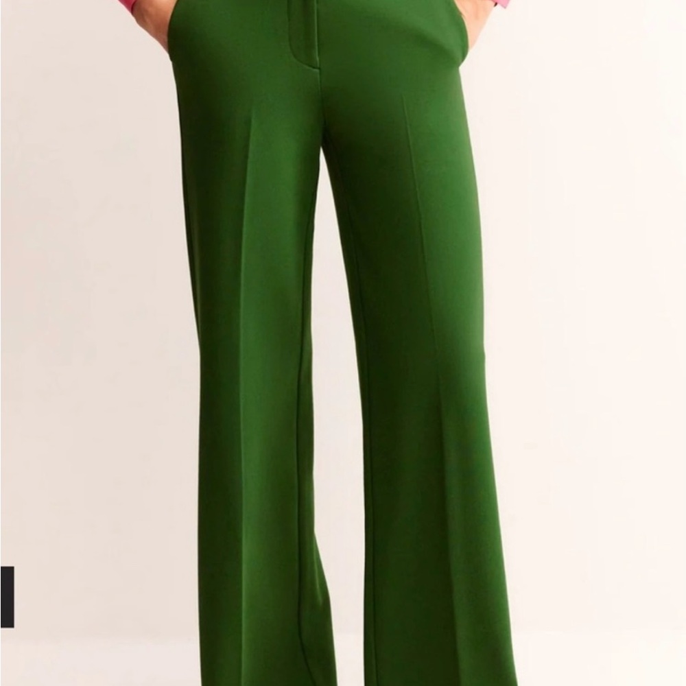 Elegant Green Women's Pants